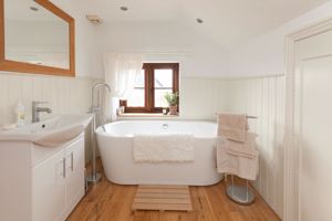 En Suite- click for photo gallery